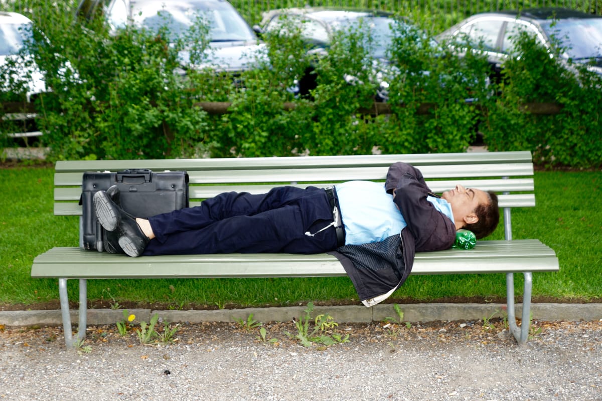 Cómo las siestas diurnas podrían ayudarnos a tomar mejores decisiones