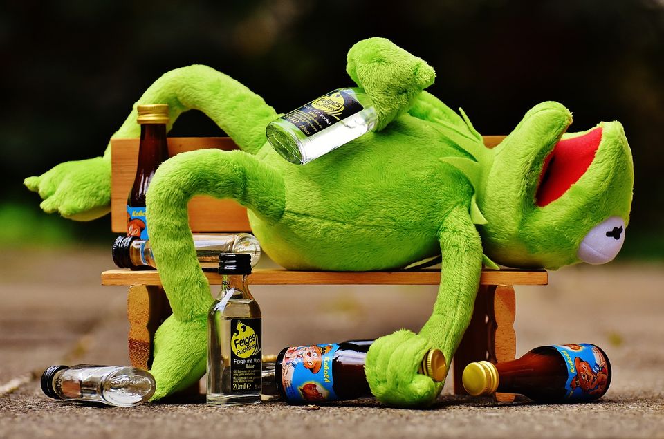 Un estudio encuentra 5 tipos de trastornos por consumo de alcohol que varían con la edad